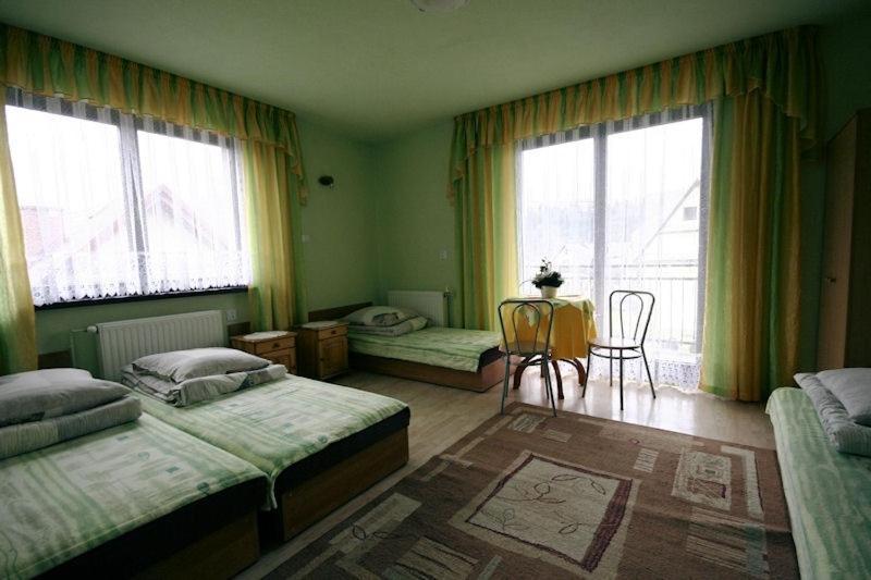Willa Tram Niedźwiedź Habitación foto